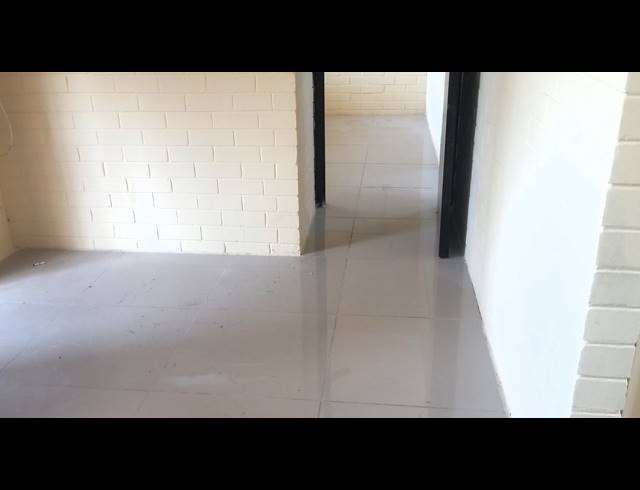 1 bed property to rent in ILLOVO BEACH